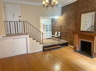 124 W 71st St #1, New York, NY 10023