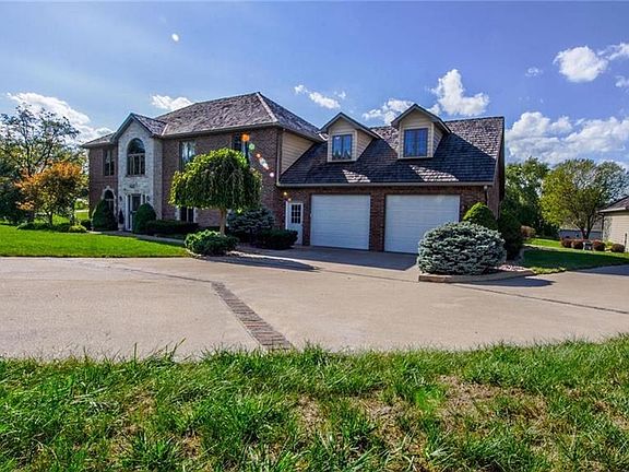 2nd image of 5 Summerhill Dr