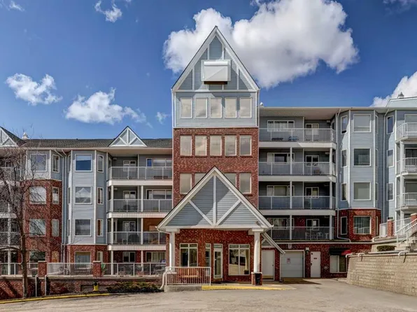 3309 E Hawksbrow Point NW #309, Calgary, AB T3G 4C9