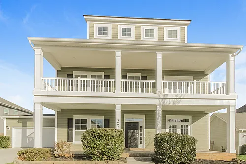 3607 Conner Glenn Dr Photo 1