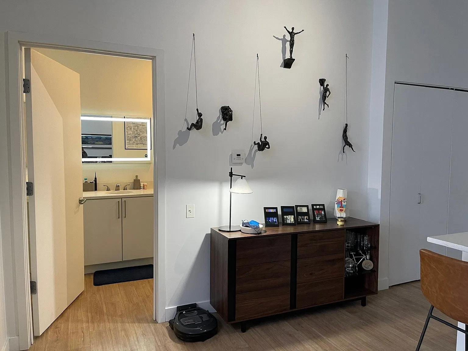 1221 N Lasalle St — Photo 3