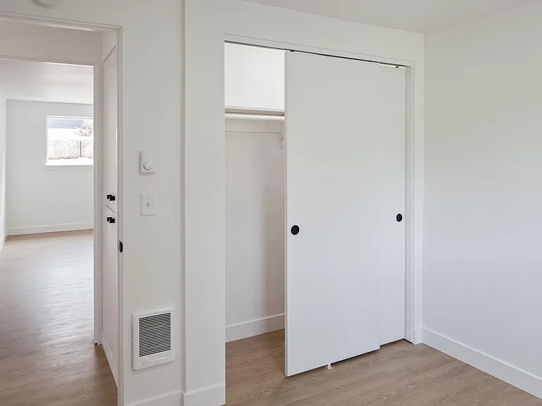 3132 SW Marigold St — Photo 13