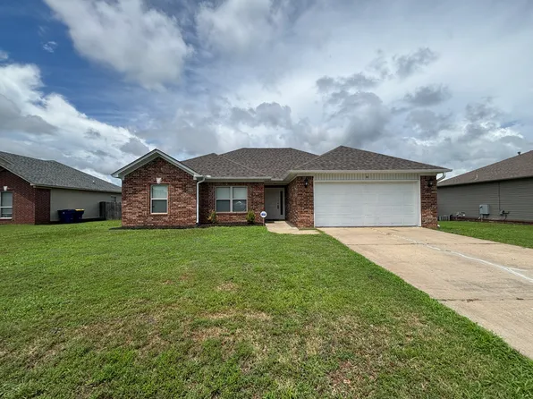 26 Mustang Dr, Cabot, AR 72023