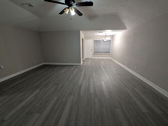 3rd image of 11818 Sawmill Stream Cir