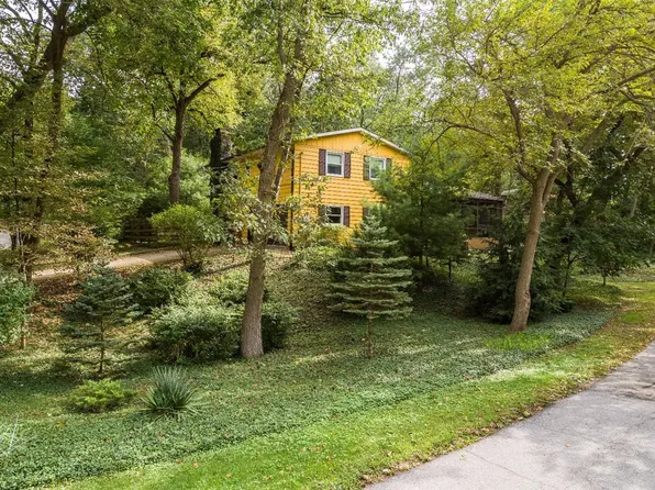 21 Woodland Trl, Portage, IN 46368