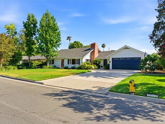 3rd image of 4374 Ramona Dr