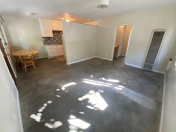 5th image of 724 Silver Lake Blvd #1