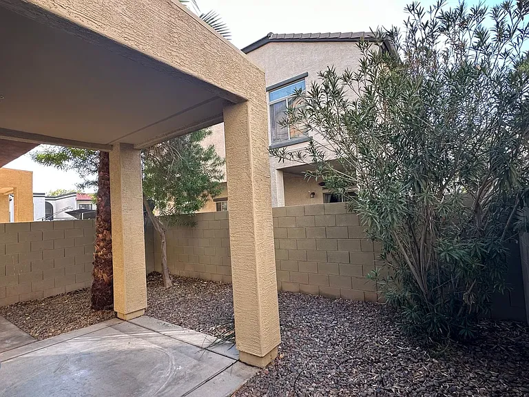 2727 N Price Rd #19 — Photo 26