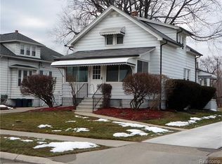 22605 Saint Gertrude St, Saint Clair Shores, MI 48081