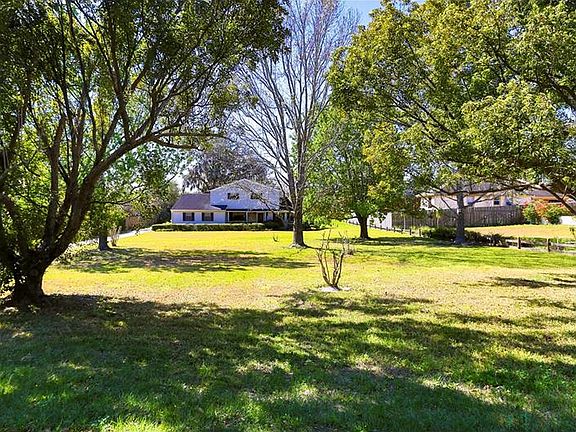 2nd image of 226 Overbrook Dr
