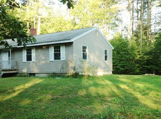 34 Oak St, Casco, ME 04015