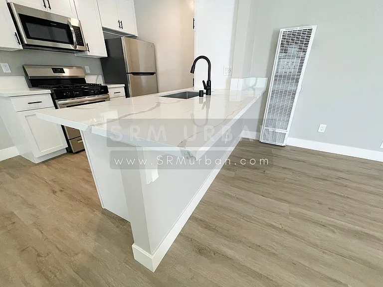 4438 Menlo Ave #5 — Photo 4