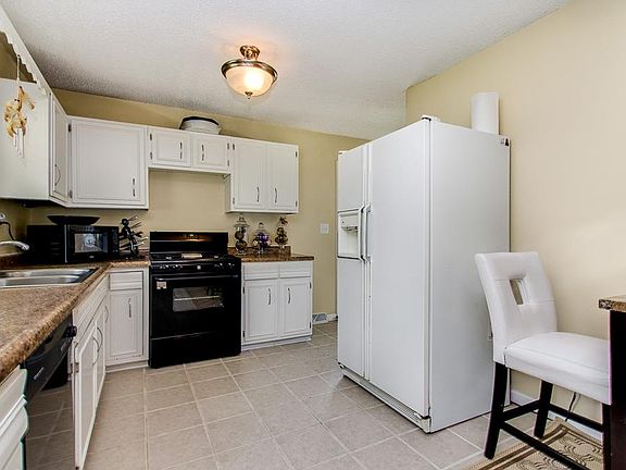 2nd image of 15961 Ramsey Blvd NW