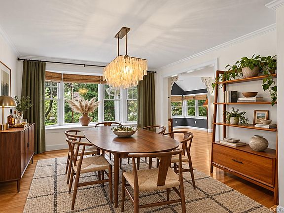3rd image of 18 Walnut Avenue