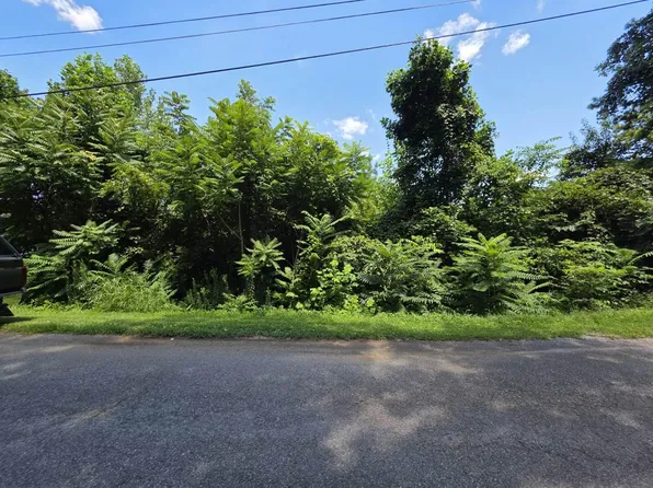 1820 Rosa Cir, Morristown, TN 37814