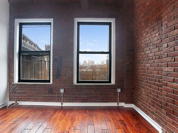3rd image of 53 Monroe St APT 13