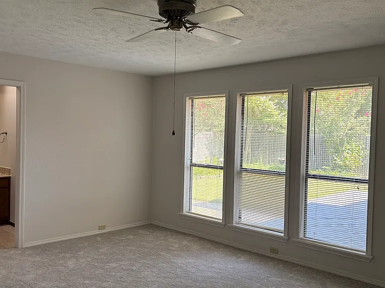 3732 Racquet Ct — Photo 12