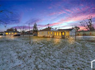 20850 Waltham Rd, Warren, MI 48089