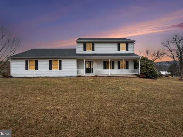 30 Spring Dr, Dillsburg, PA 17019