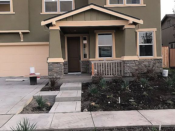 4th image of 255 Copperleaf Ln
