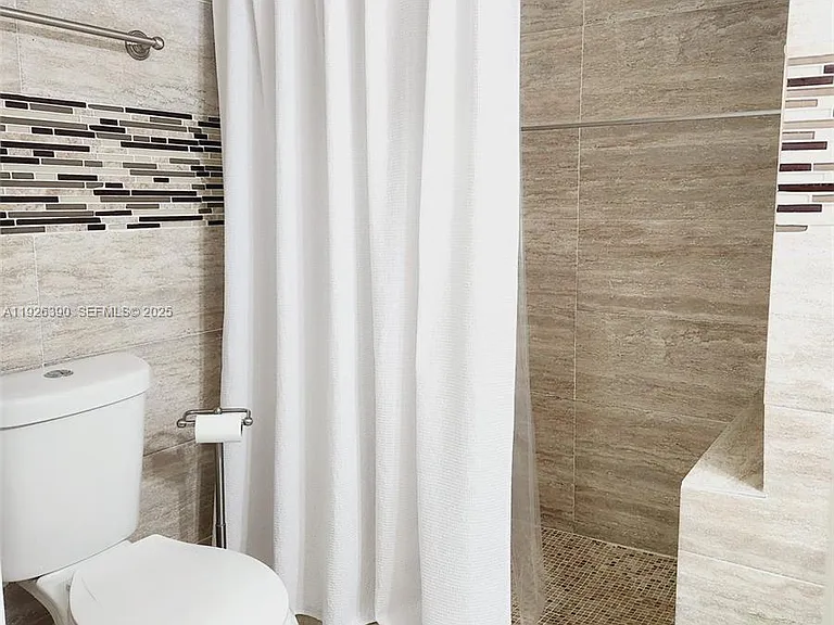 19655 E Country Club Dr #6107 — Photo 16