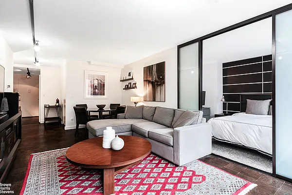 Rented by Brown Harris Stevens | media 9