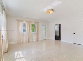 7300 Byron Ave APT 1, Miami Beach, FL 33141
