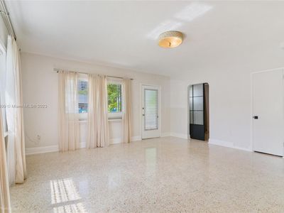 7300 Byron Ave APT 1, Miami Beach, FL, 33141