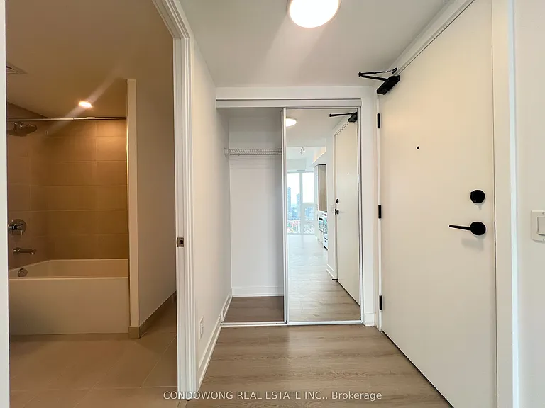 100 Queen St E #3108 — Photo 23