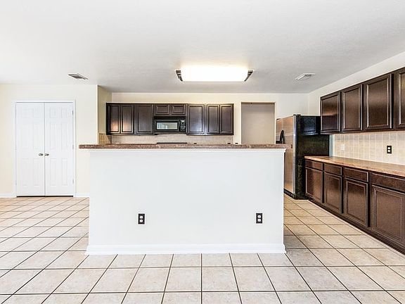 5th image of 1334 Flatrock Creek Dr