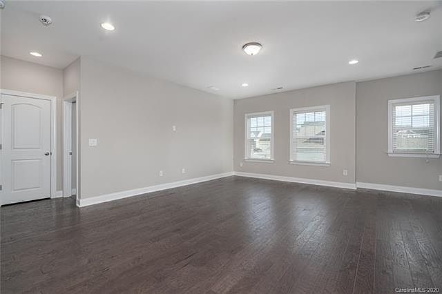 1st image of 269 Mills Plantation Cir