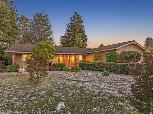 20154 Knollwood Dr, Saratoga, CA 95070