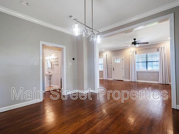 5th image of 1915 E Avery St