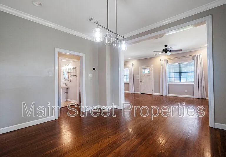 1915 E Avery St — Photo 5