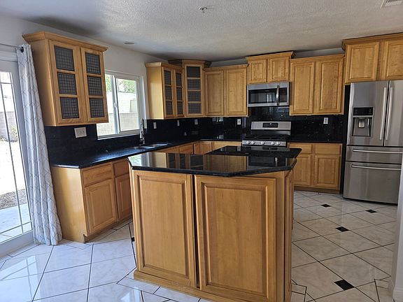 2nd image of 15156 Wright Ct
