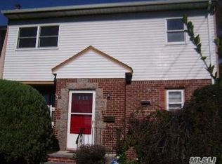 1008 Theodora St, Franklin Square, NY 11010