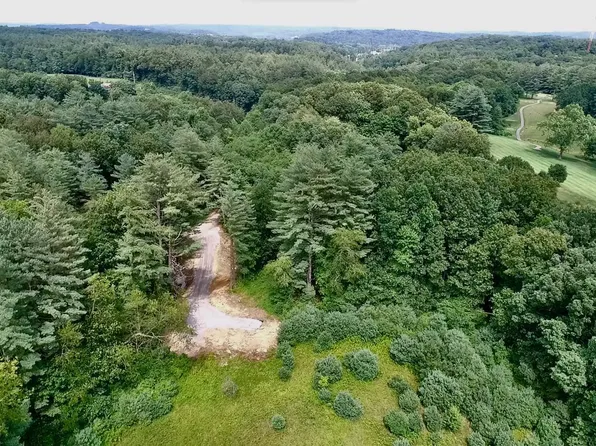 Roberts Rd, Athens, OH 45701