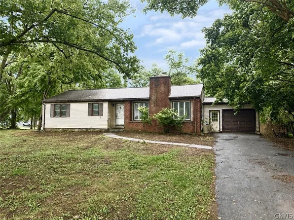 7202 Cooper St, Westmoreland, NY 13490