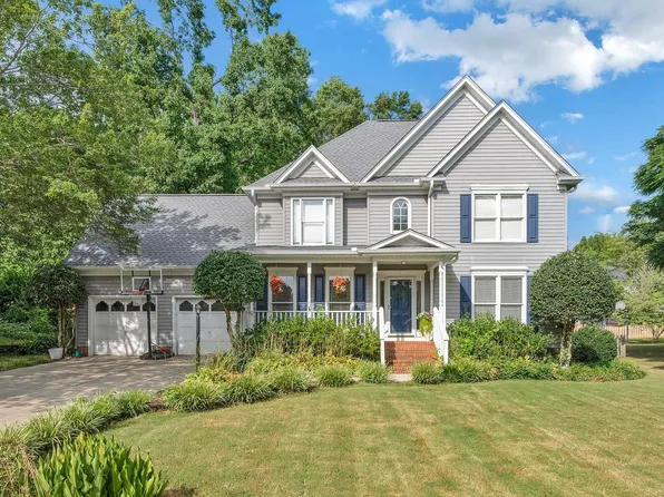 413 Bright Water Ln, Greenville, SC 29609