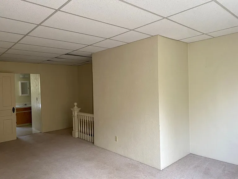 430 Washington St — Photo 11