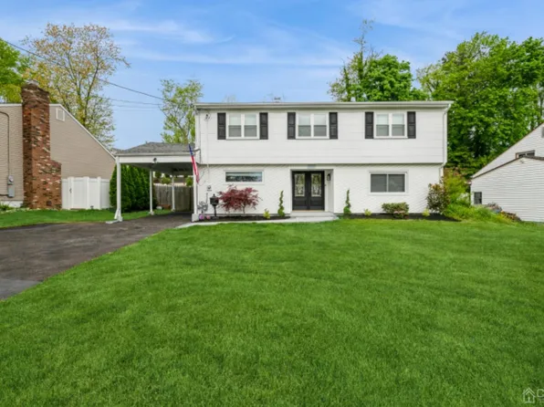 137 Southwood Dr, Old Bridge, NJ 08857