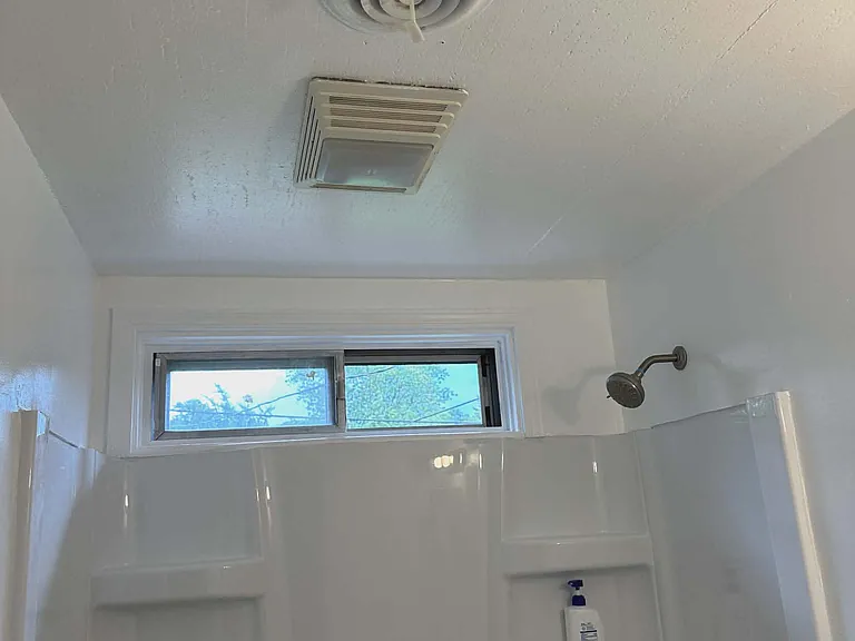 Fully renovated bathroom