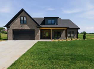 1020 Paddlers Way, Alvaton, KY 42122