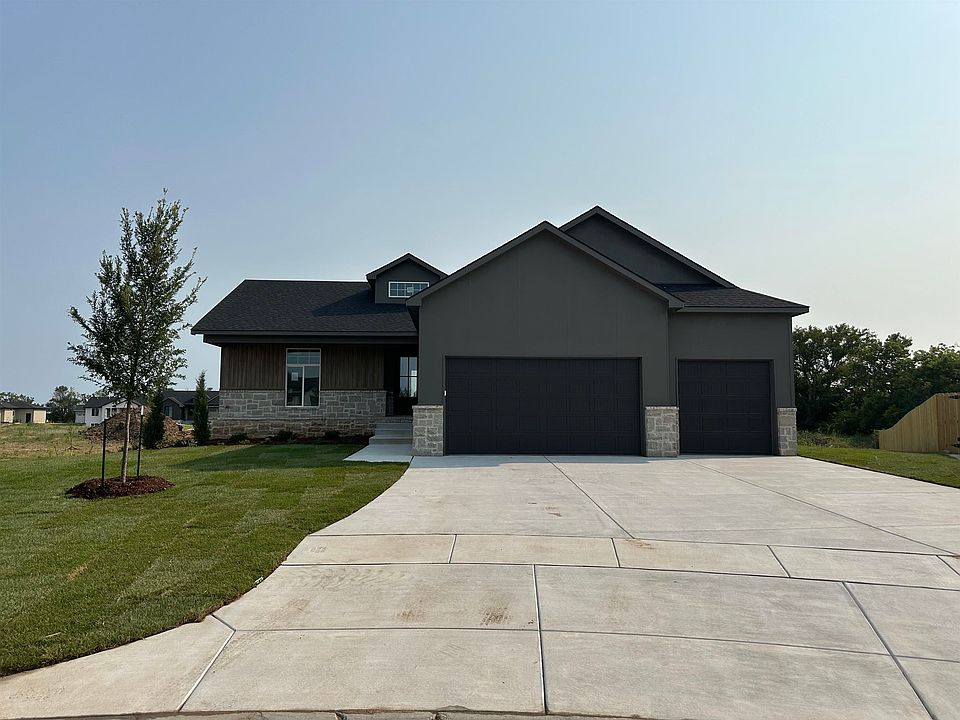 1st image of 3429 S Linden Ct