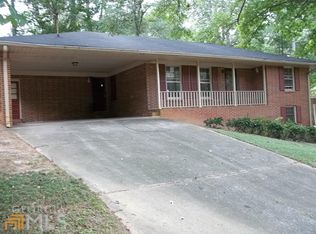 1091 Ponderosa Park Dr, Forest Park, GA 30297