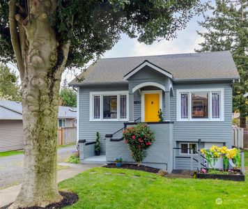 10737 Evanston Avenue N, Seattle, WA, 98133