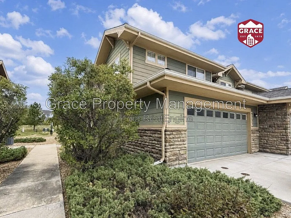 9735 Dexter Ln