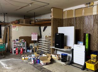 523 W Rollins Rd, Round Lake, IL 60073