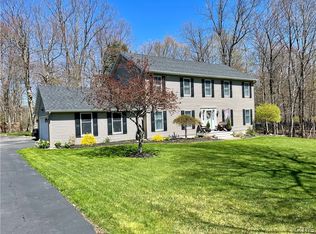19 Kathleen Dr, Oswego, NY 13126