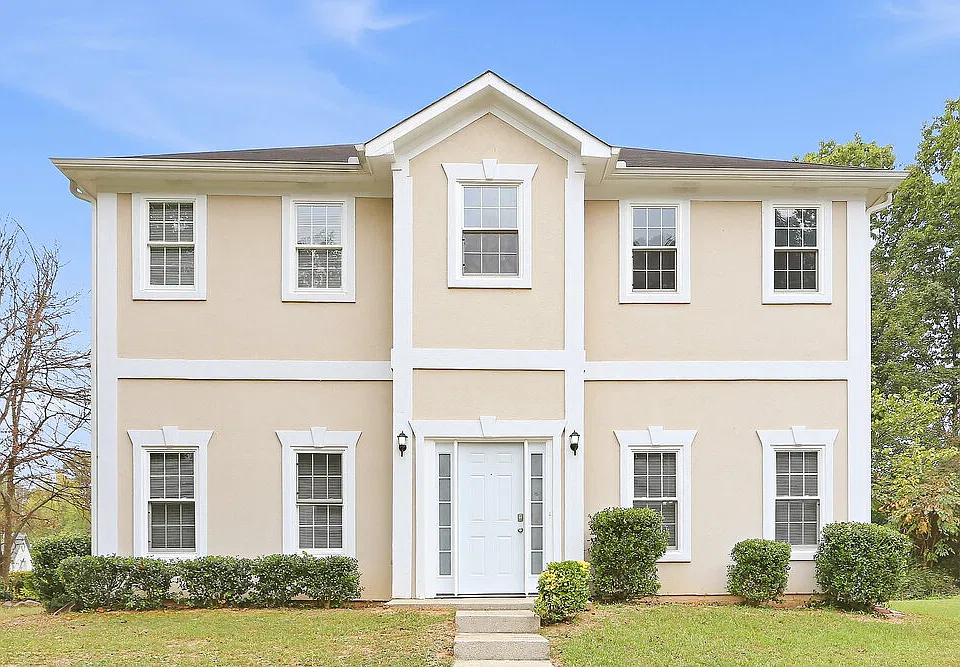 3443 Oaktree Way